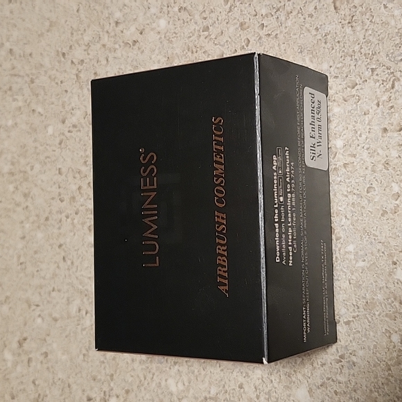 Luminess Makeup Luminess Silk 4in Poshmark